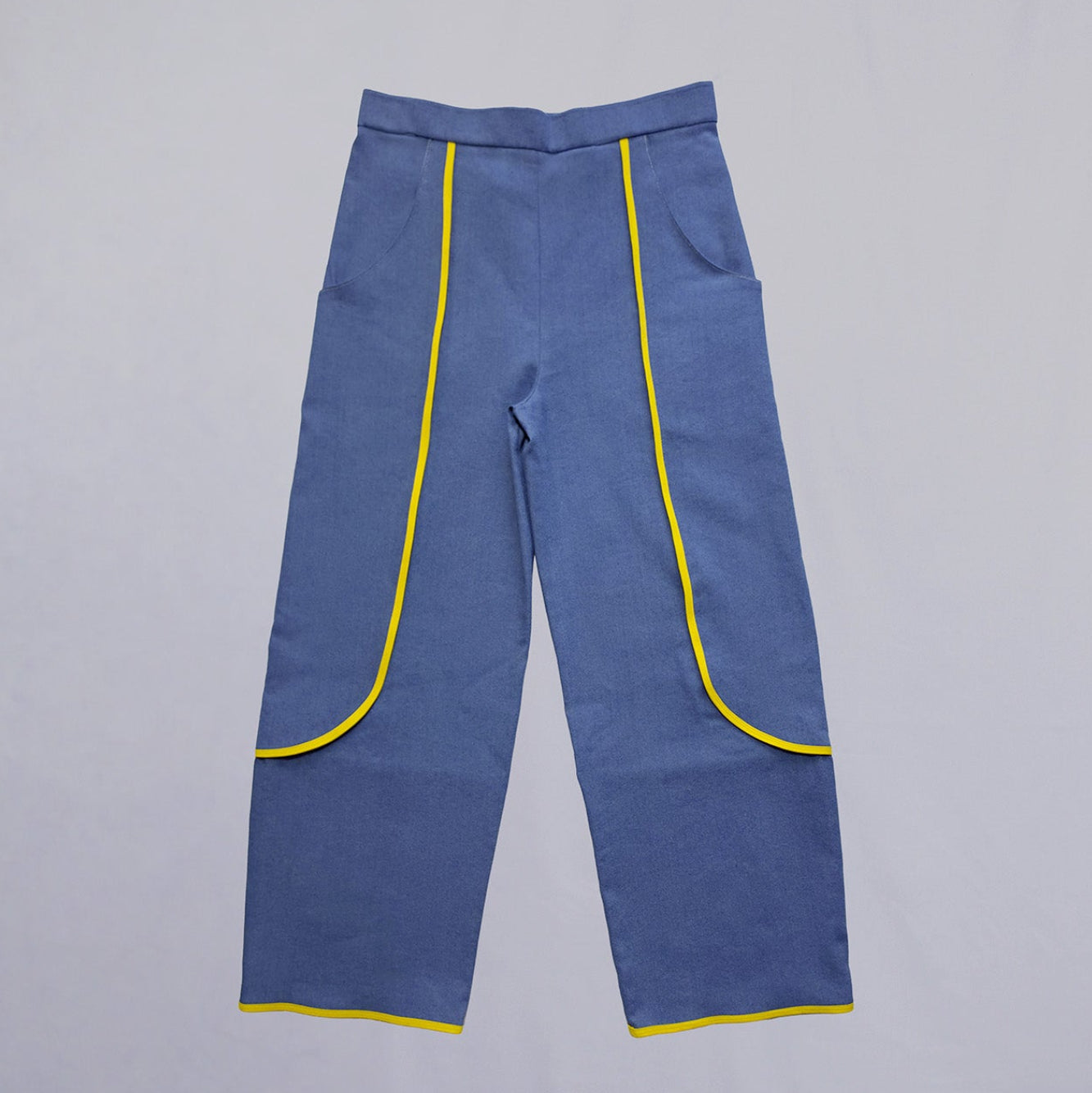 THE JEAN BLEU