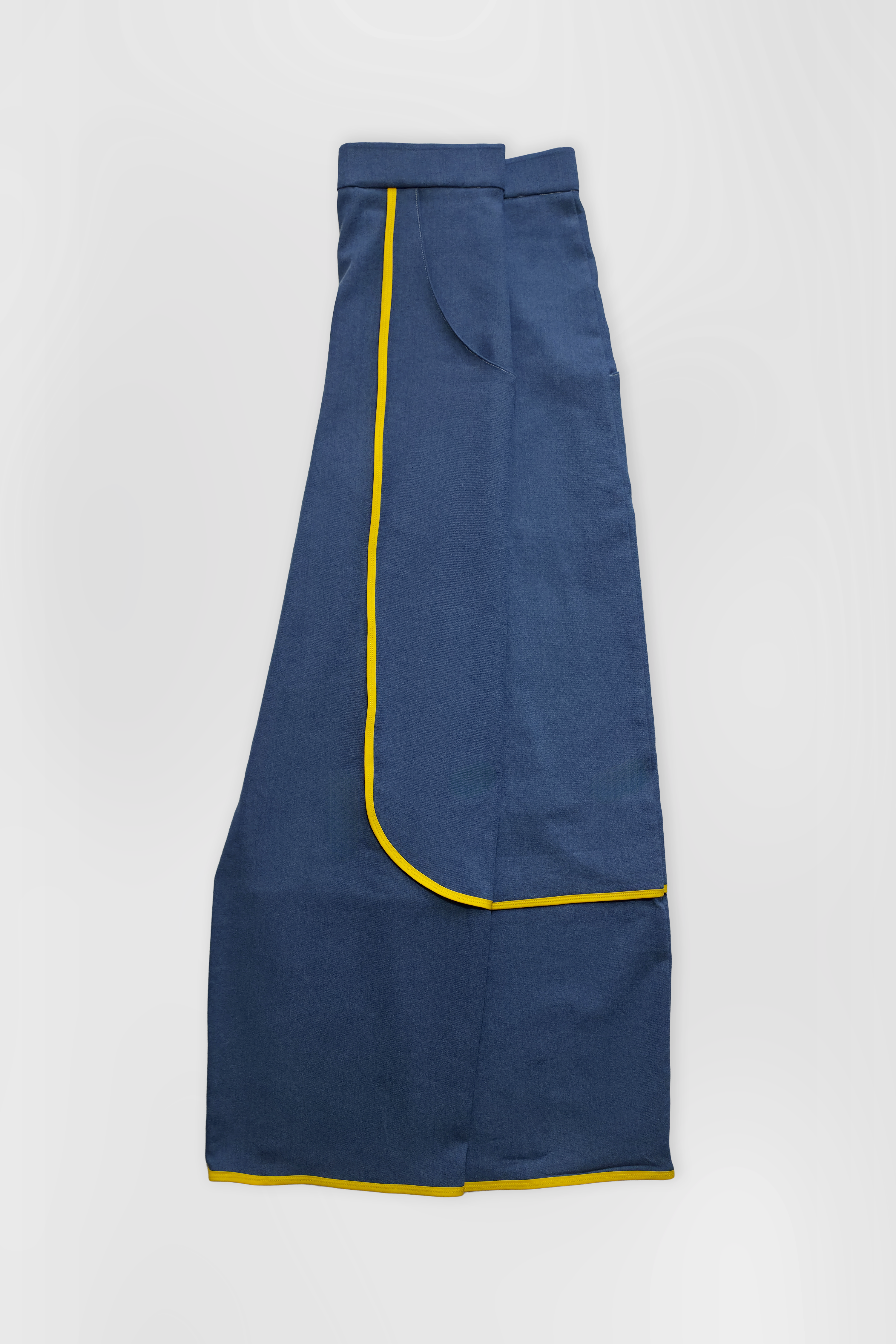 THE JEAN