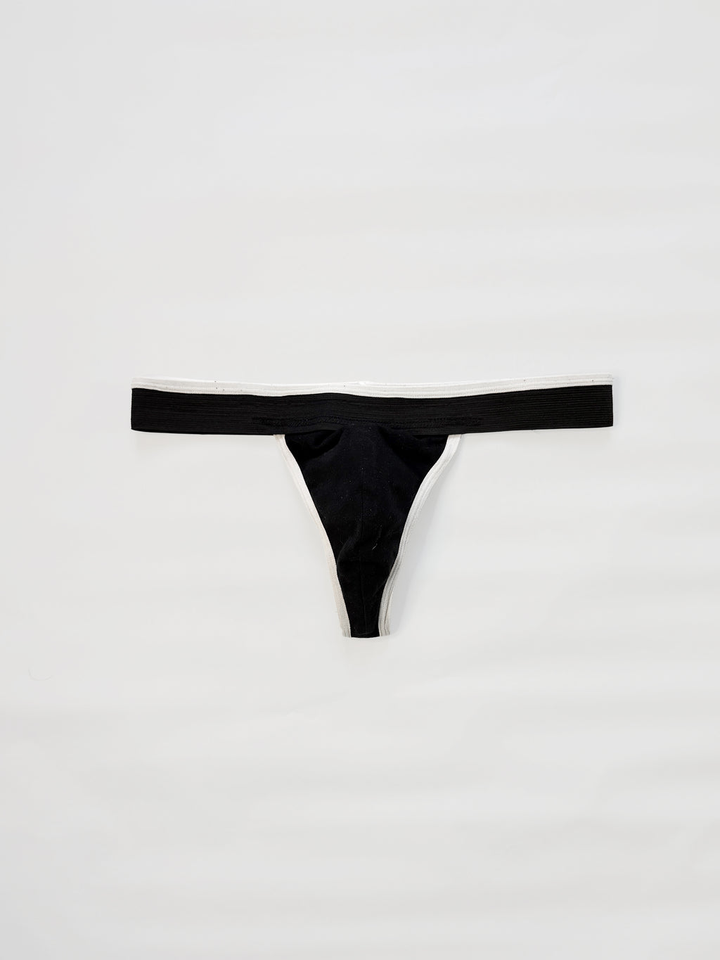 THE BLACK  BULGE